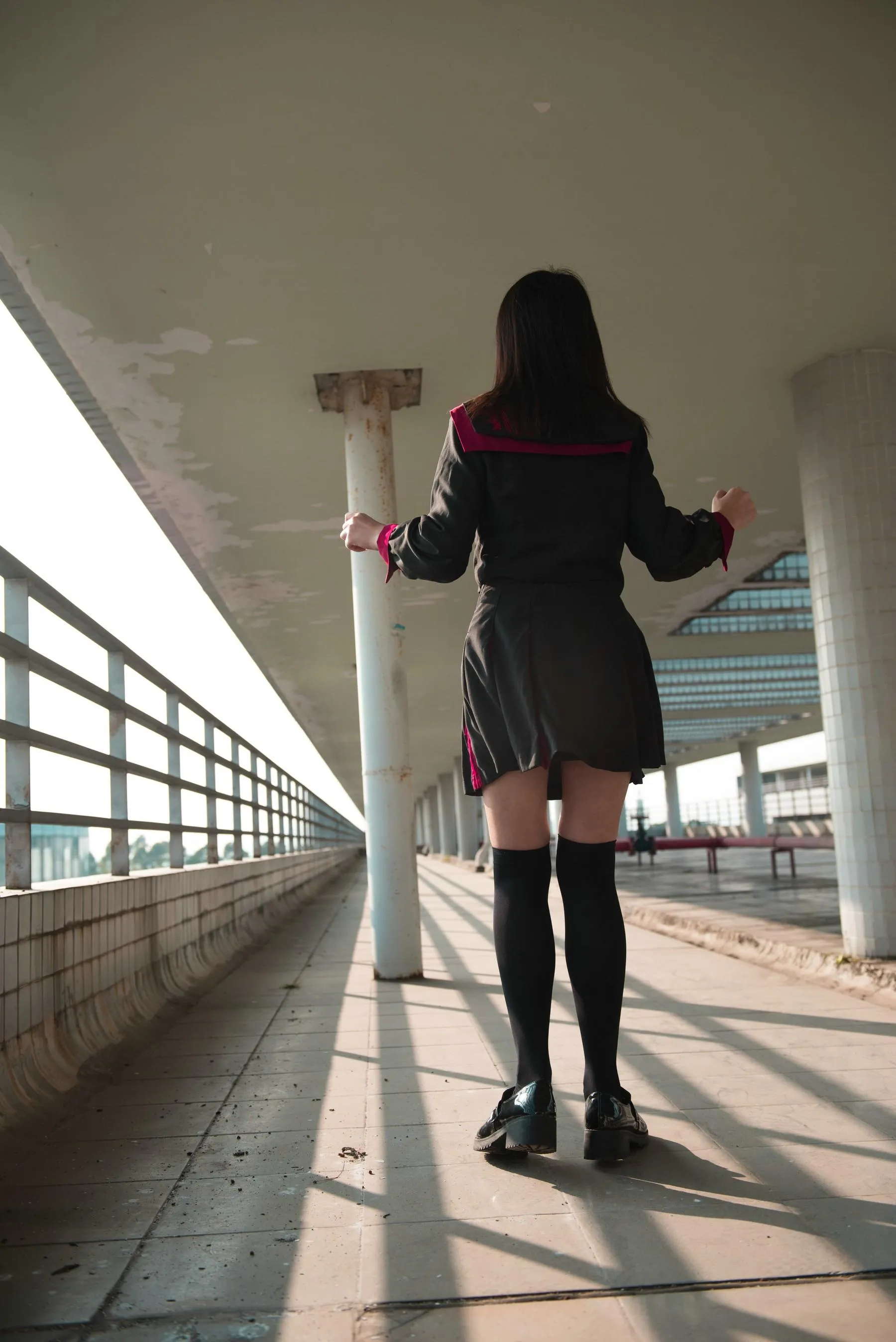 [魔镜街拍] NO.141 活力美术生JK美少女 [288P]插图8